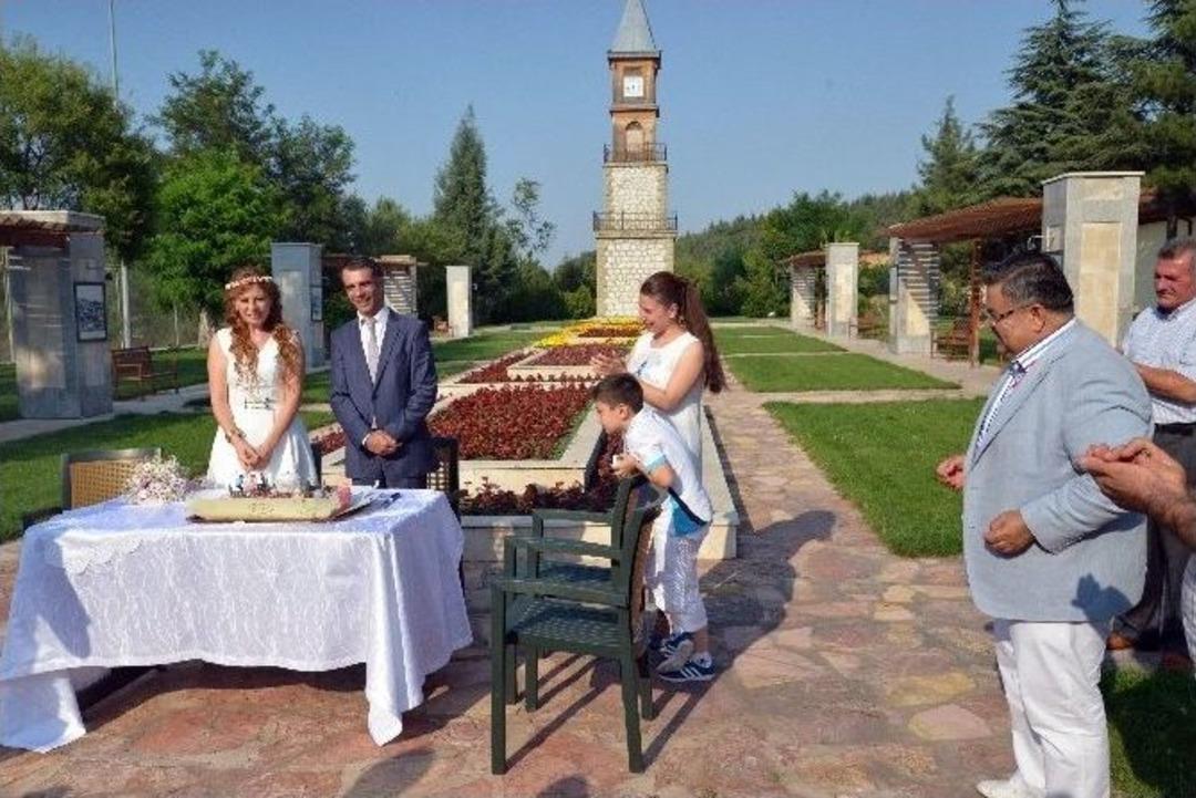 Tarihi Mekanda Tanıştılar O Mekanda Nikahları Kıyıldı