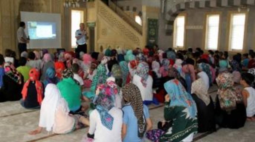 Trafikte Bilin&ccedil;lendirme Eğitimleri