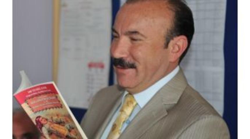 Başkan Doğan, "&ouml;ğretmen Okursa Herkes Okur"