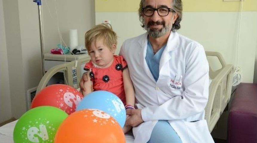 Aynı Kaderi Yaşayan Kardeşler Hayata Tutundu