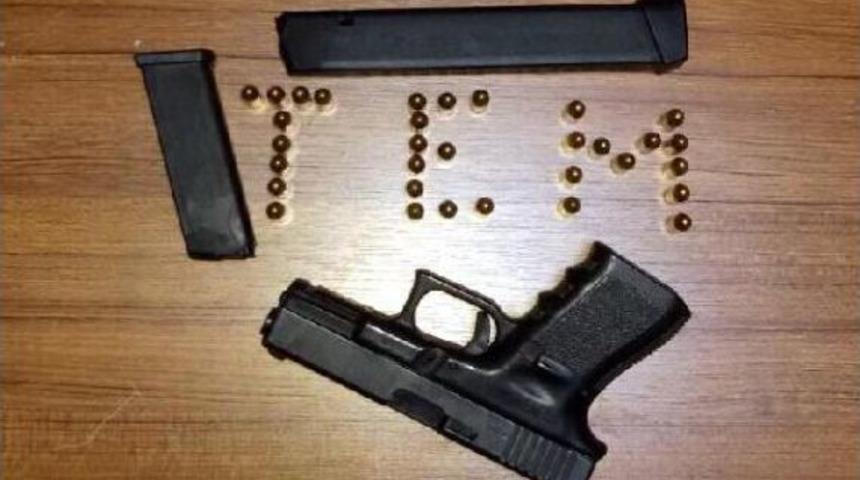 Lice'de Jandarmayı G&ouml;zetleyen 2 Ş&uuml;pheli G&ouml;zaltına Alındı (2)