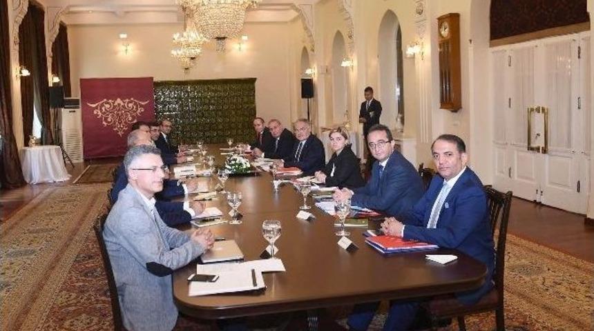 Ak Parti Ve Chp Heyetlerinin İkinci G&ouml;r&uuml;şmesi Başladı