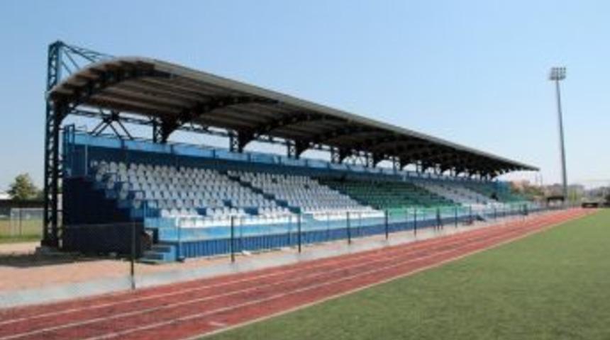 Erenler Atat&uuml;rk Stadı Yenilendi