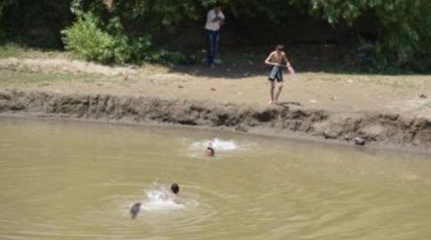 Botan&rsquo;da Su Seviyesi D&uuml;şt&uuml;, Bataklığa Dikkat Uyarısı Yapıldı