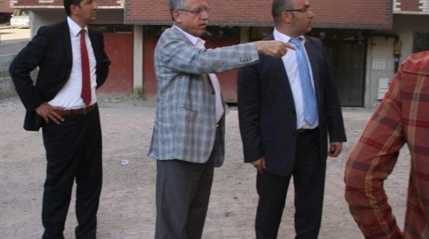 Yozgat Belediyesi Yol Ve Kaldırım &Ccedil;alışmalarını S&uuml;rd&uuml;r&uuml;yor