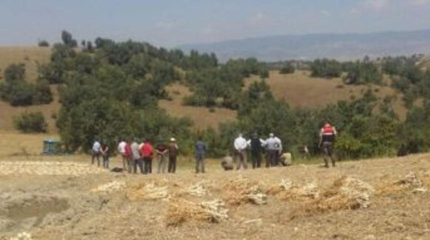 Kastamonu&rsquo;da Trakt&ouml;r&uuml;n Altında Kalan &Ccedil;ift&ccedil;i Hayatını Kaybetti