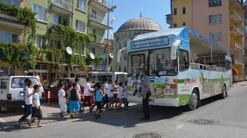 Tur Otob&uuml;s&uuml; İle Tarihe Yolculuk Yeniden Başladı