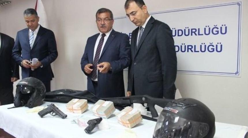 Delil Bırakmayan Banka Soyguncuları Yakalandı