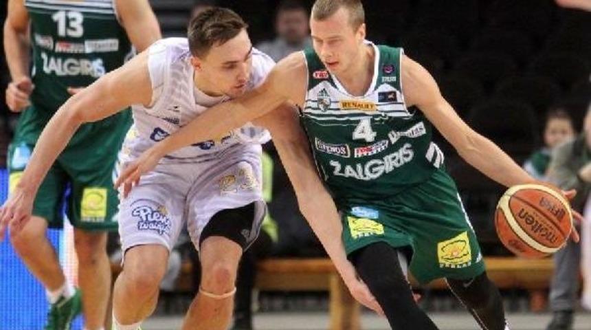 Uşak Sportif'e Litvanyalı Forvet