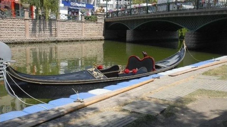 Gondol Keyfi Farklı Bir Noktadan Daha S&uuml;recek