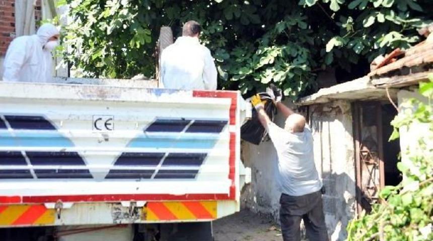 Bu Evden 4 Kamyon &Ccedil;&ouml;p &Ccedil;ıktı