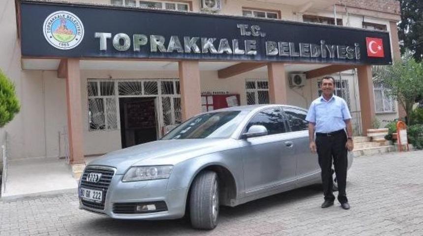 Chp'li Başkan, Iş&ccedil;ilerin Maaşını &Ouml;deyebilmek I&ccedil;in Kiralık Makam Aracını Iade Etti