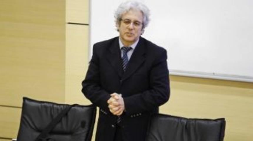 Prof. Dr. Mustafa Altındiş: &ldquo;hijyen Eksikliği Hepatitlerin Yayılmasına Zemin Hazırlıyor&rdquo;