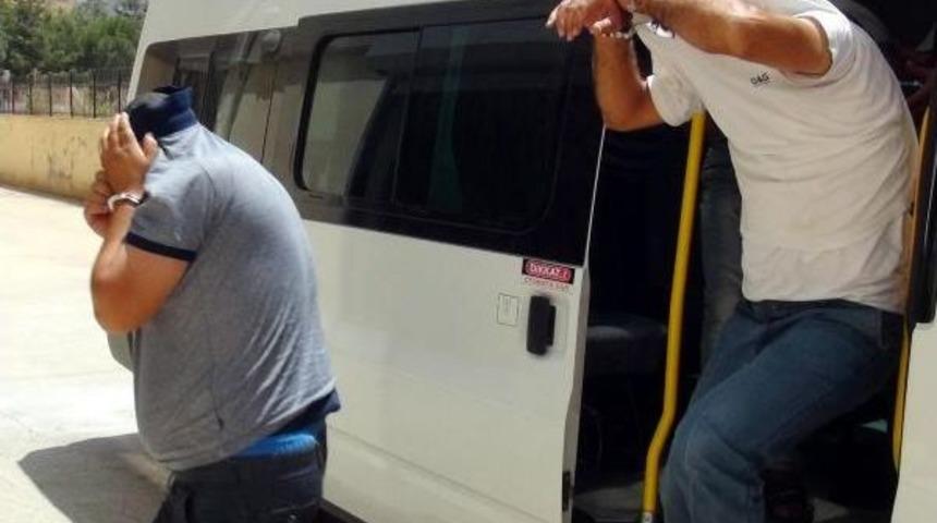 Kilis'te Işid Ş&uuml;phelisi 8 Kişi Adliyeye Sevk Edildi