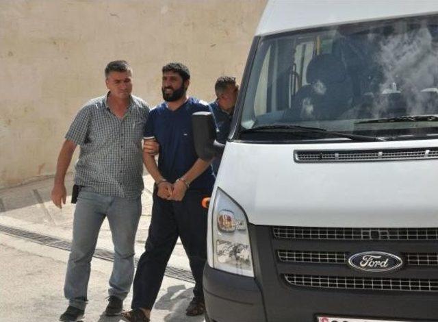 Elazığ'da Işid Operasyonunda Yakalanan 8 Kişi Adliye'ye Sevk Edildi