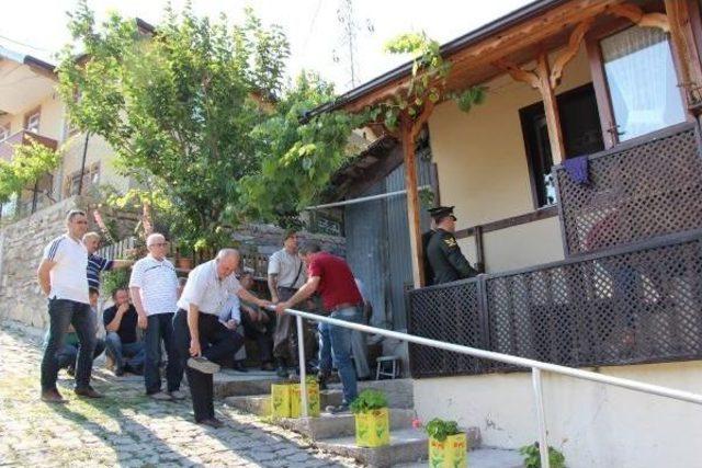 Şemdinli'de Silahlı Saldırıya Uğrayan Uzman Çavuş Şehit Oldu (7)