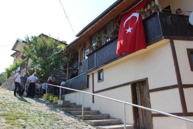 Şemdinli'de Silahlı Saldırıya Uğrayan Uzman Çavuş Şehit Oldu (7)