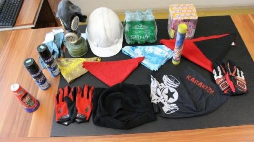 Anarşi İnisiyatifi Grubu &Uuml;yelerinin Serbest Bırakılmasını Istediler (2)