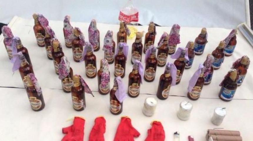 Diyarbakır'da Molotof Ve El Yapımı Bombalar Ele Ge&ccedil;irildi