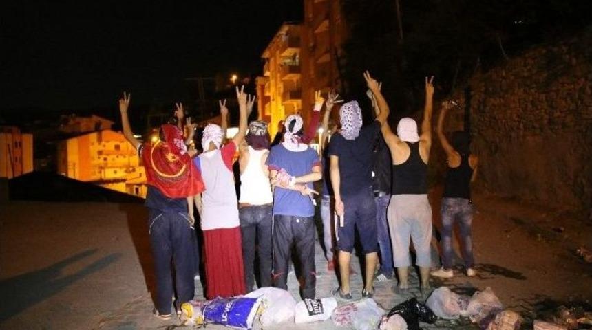 Hakkari&rsquo;de Olaylı Gece