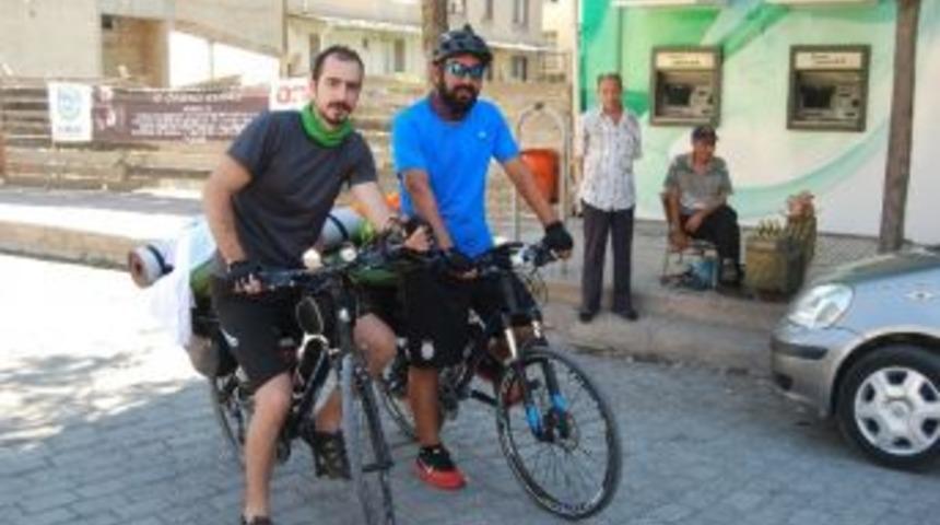 Trakya Macerasına &Ccedil;ıkan İki Arkadaş Malkara&rsquo;da Dinlendi