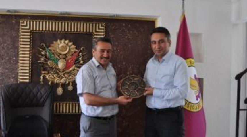 Vergi Dairesi M&uuml;d&uuml;r&uuml; Fatih Polat&lsquo;tan Veda Ziyareti