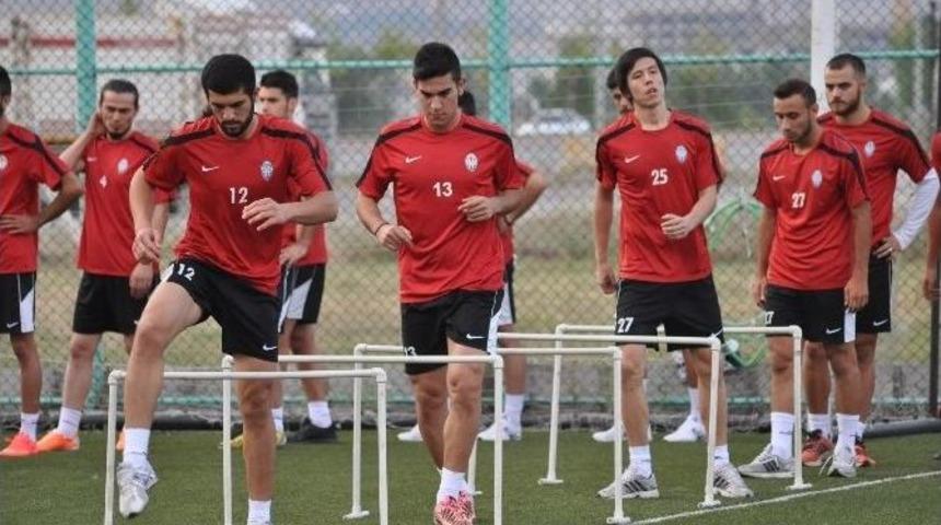 Kayseri Şekerspor Yeni Sezon İ&ccedil;in Kolları Sıvadı