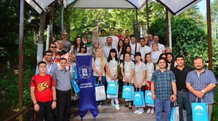 T&uuml;rk&ccedil;e &Ouml;ğrenimi G&ouml;ren Yabancı &Ouml;ğrenciler K&uuml;tahya&rsquo;da