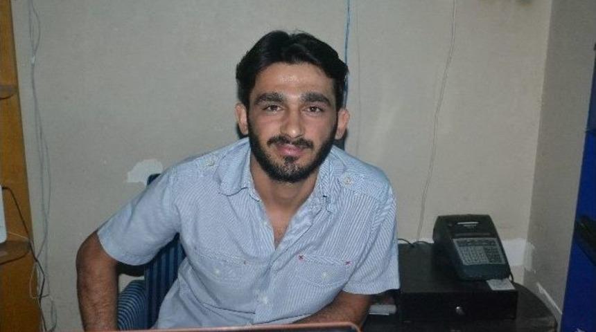 Sıcaklar Playstation Salonlarını Da Vurdu