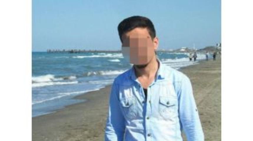 Kız Arkadaşının Bı&ccedil;akladığı Gen&ccedil; Ağır Yaralandı