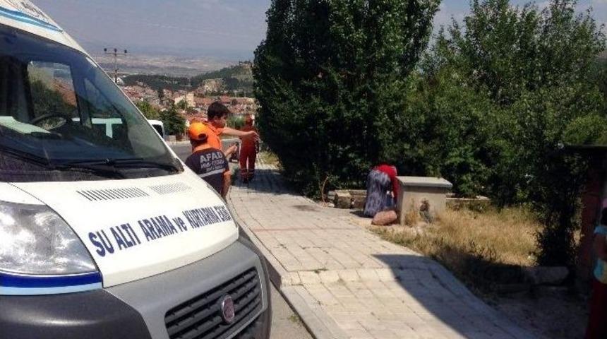 Boğulmaktan Son Anda Kurtuldu