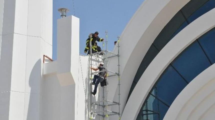 Cami İnşaatında Yangın