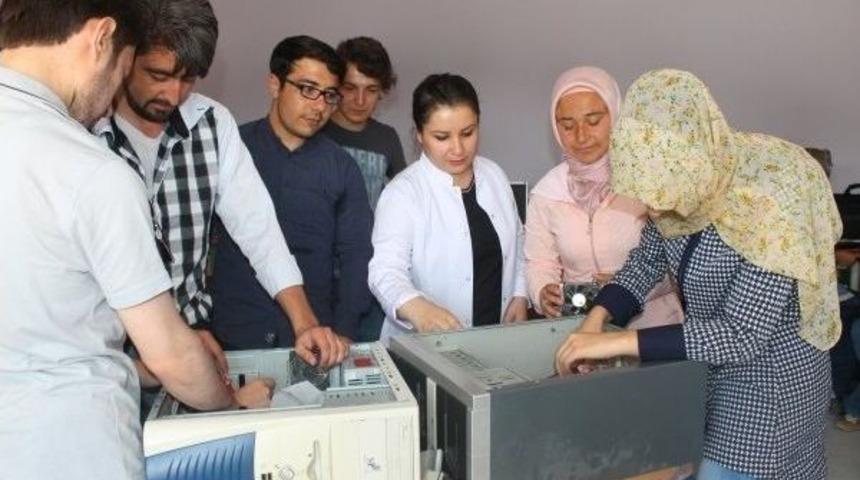 İscehisar&rsquo;da Bilgisayar Bakım Onarım Ve Tamir Kursuna Yoğun İlgi