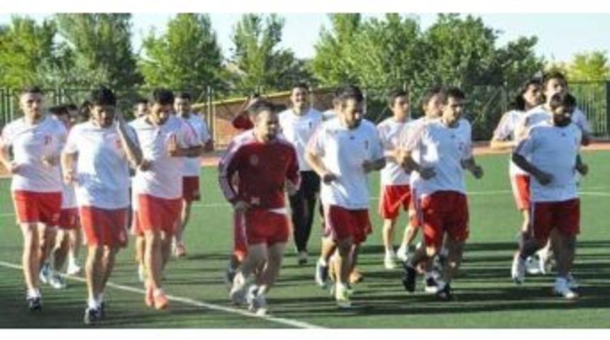 44 Malatyaspor&rsquo;da 1.etap Kamp &Ccedil;alışmaları S&uuml;r&uuml;yor