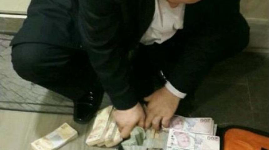 Sahte Dolarlarla Y&uuml;z Binlerce Liralık Vurgun