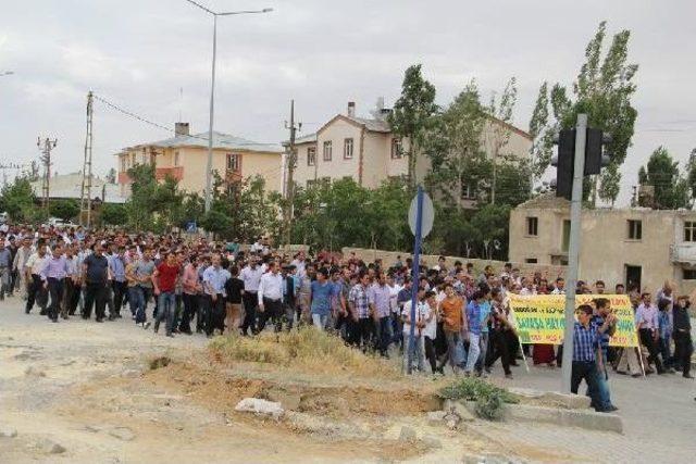 Başkale'de Operasyonlar Protesto Edildi