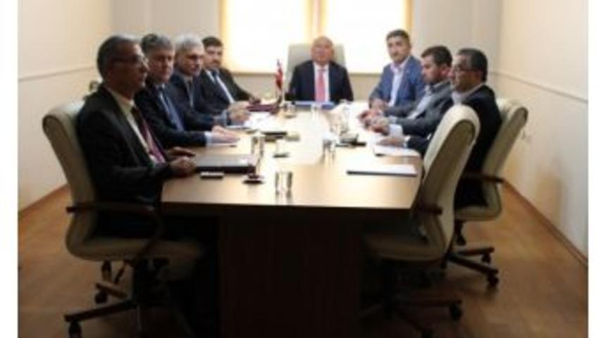 Enc&uuml;men Toplantısı Yapıldı