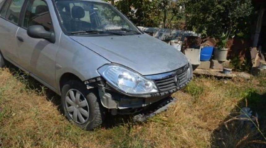 M&uuml;ft&uuml;, Yayaya &Ccedil;arpmamak Isterken Aracıyla Su Kanalına D&uuml;şt&uuml;