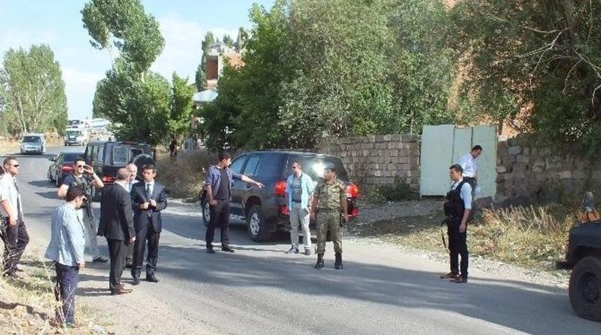 Vali B&uuml;y&uuml;kersoy, Binbaşı Kulaksız&rsquo;ın Vuruldugu Yerde