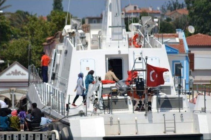 Ayvalık’ta 166 Kaçak Göçmen Yakalandı G1