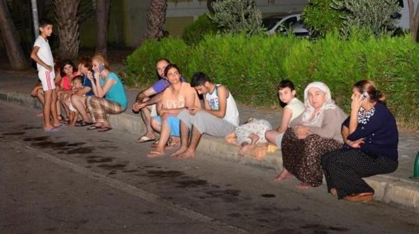 Akdeniz'deki Deprem G&uuml;ney Sahillerini Salladı (2)