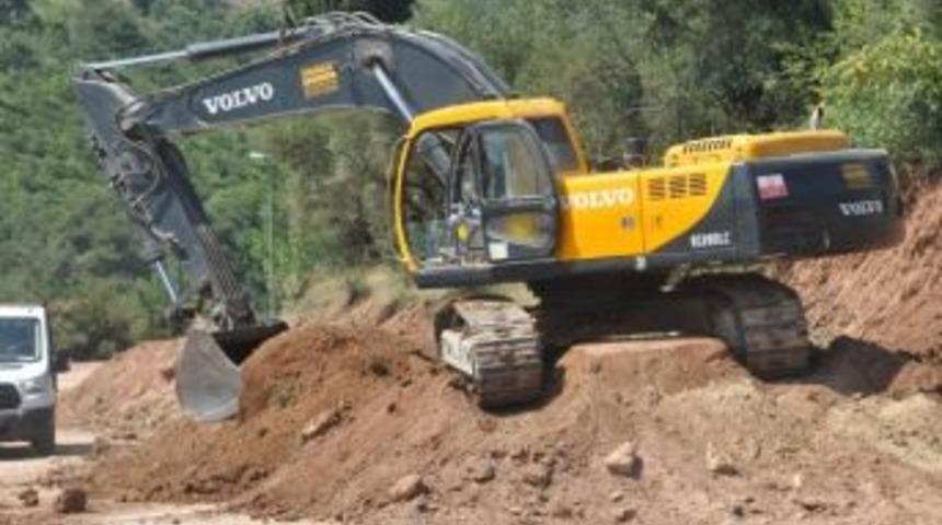 Dilovası&rsquo;nda Yeşil Vadiye Parke Yol D&ouml;şendi