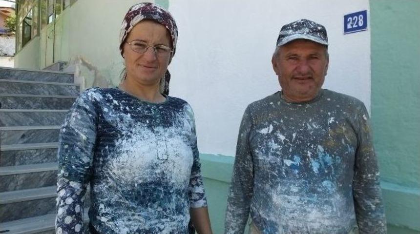 Karı Koca Ekmeklerini G&ouml;kte Kazanıyor