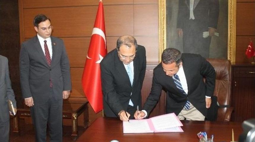 Eren Enerji’den Kilimli Spor Lisesi İçin 1 Milyon 200 Bin Tl Hibe