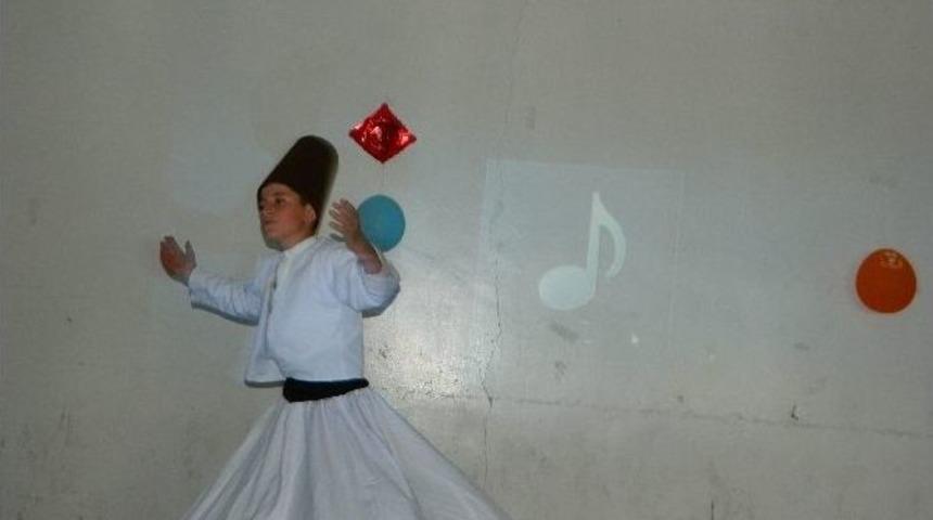 S&uuml;nnet D&uuml;ğ&uuml;n&uuml;nde Semah G&ouml;sterisi Yapıldı