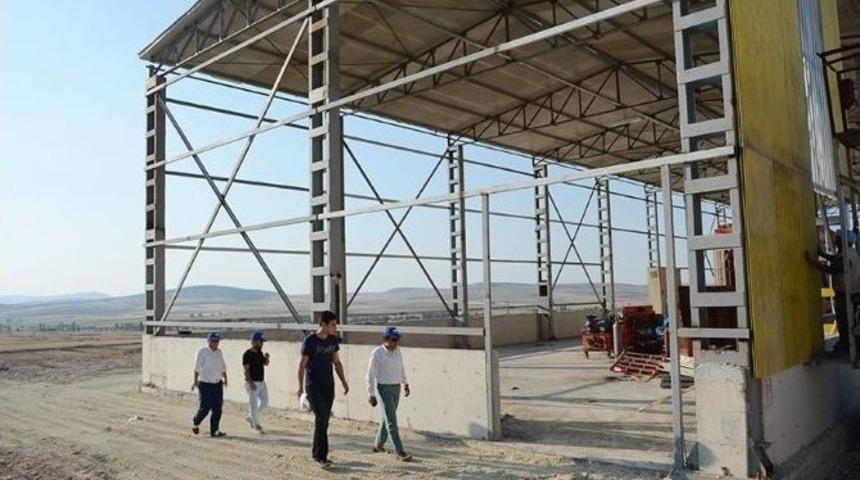 Seyitgazi&rsquo;de Kilit Parke Taşı Fabrikası Kuruluyor