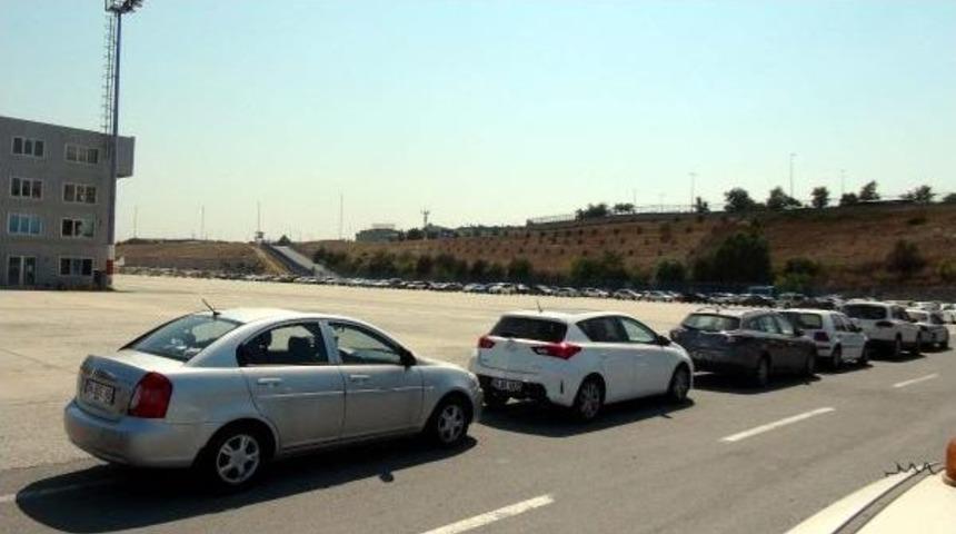 Atat&uuml;rk Havalimanı&rsquo;Nda Holigan &Ouml;nlemi