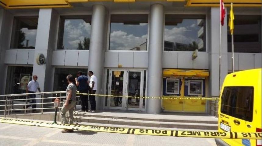 Malatya&rsquo;da Ş&uuml;pheli Koli Polisi Alarma Ge&ccedil;irdi