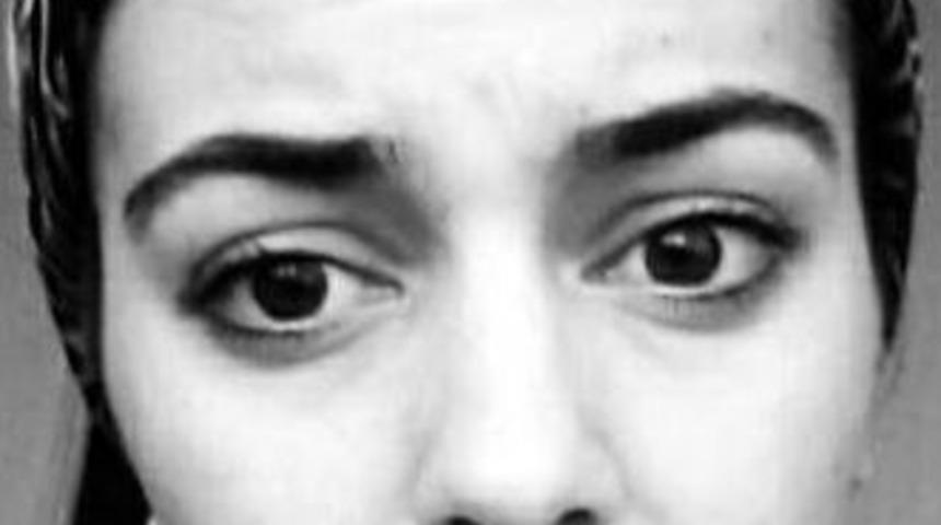 İşe Gitmeyen Gen&ccedil; Kız Evinde &Ouml;l&uuml; Bulundu