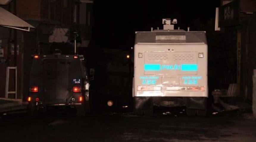 Gaziantep'te Yol Kapatan Gruba M&uuml;dahale